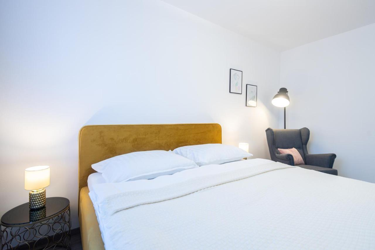 Nova Karolina Apartment ออสตราวา ภายนอก รูปภาพ