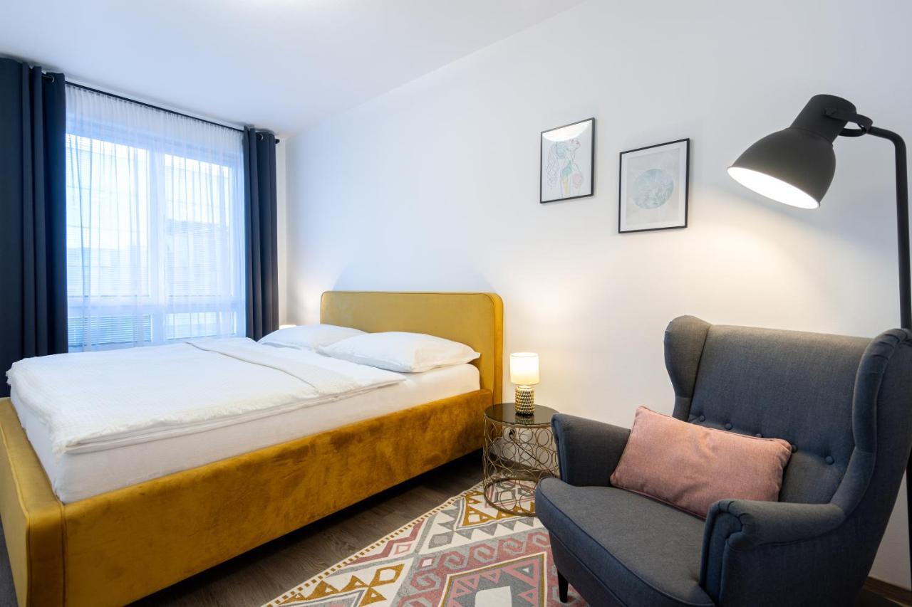 Nova Karolina Apartment ออสตราวา ภายนอก รูปภาพ