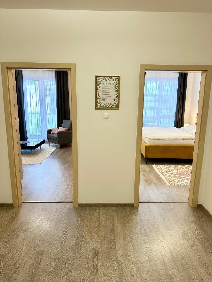 Nova Karolina Apartment ออสตราวา ภายนอก รูปภาพ